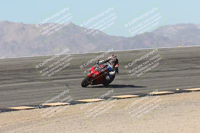 media/Oct-13-2025-Moto Forza (Mon) [[a66d839500]]/3-B Group/Session 2 (Bowl)/